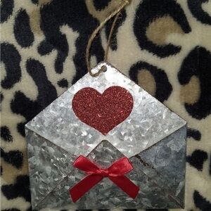 🌸 4 for $20 sale Valentine's Day Galvanized Metal Envelope Sign